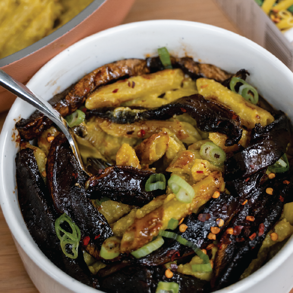 Vegan Mac and Cheese with Mushroom Bacon &ndash; ExploreCuisine